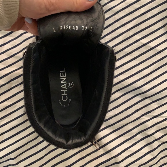 Chanel boots - Picture 4 of 5